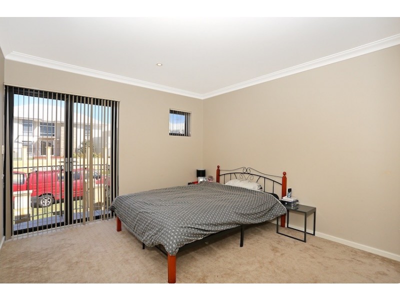 6/2 The Pass, Dawesville WA 6211