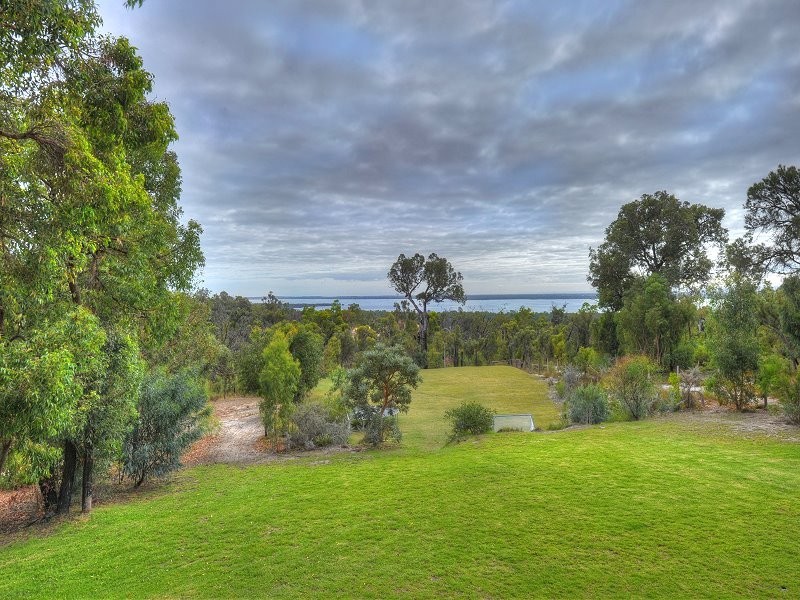 87 Thompson Street, Lake Clifton WA 6215