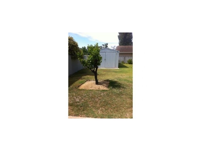 30 Leighton Road East, Halls Head WA 6210