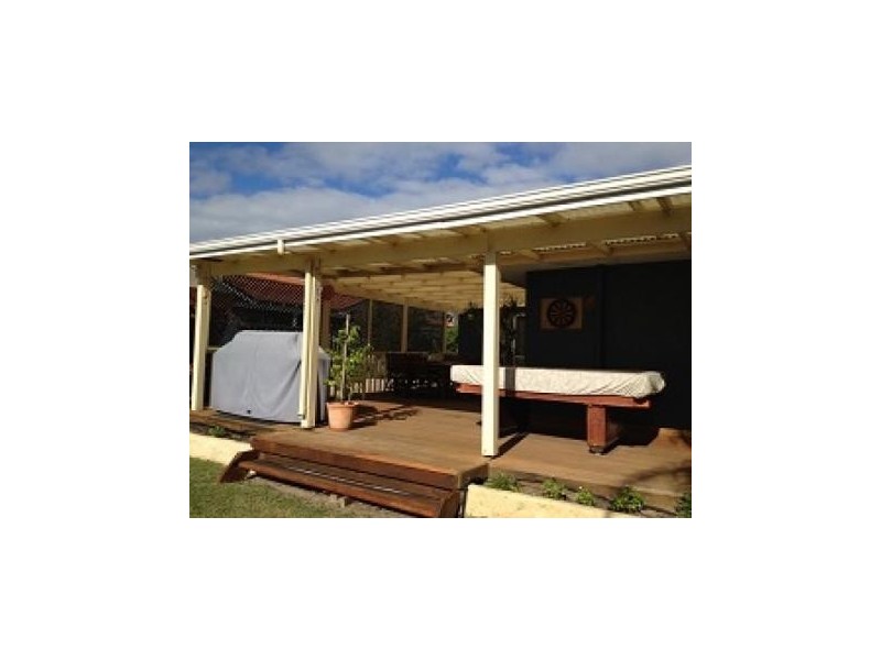 30 Leighton Road East, Halls Head WA 6210