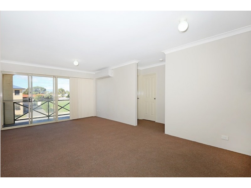 30/1-3 Hackett Street, Mandurah WA 6210
