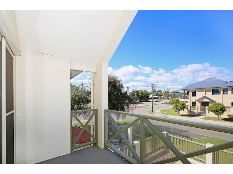 30/1-3 Hackett Street, Mandurah WA 6210