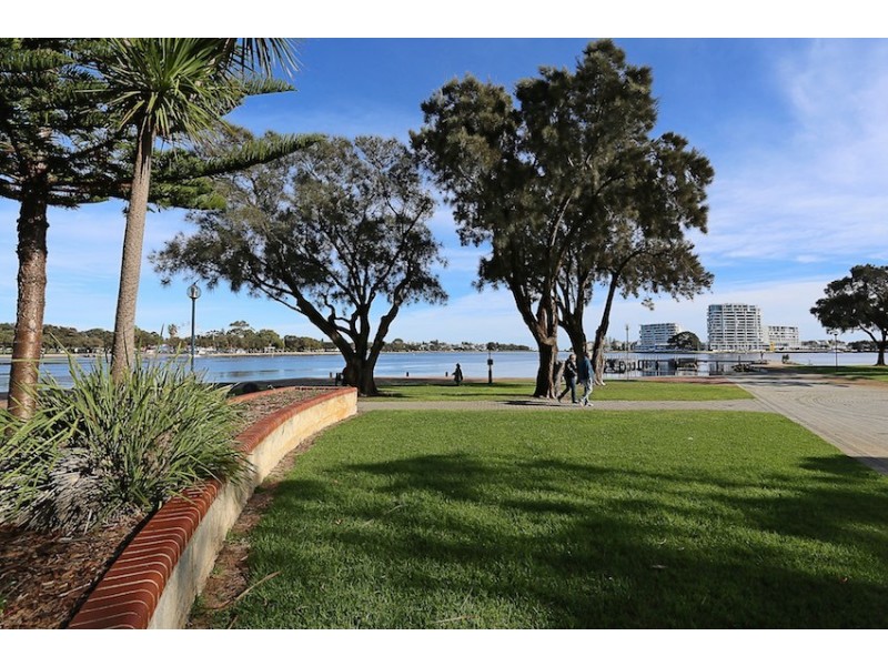 30/1-3 Hackett Street, Mandurah WA 6210