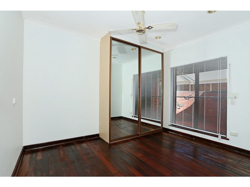 10 Paterson Road, Pinjarra WA 6208