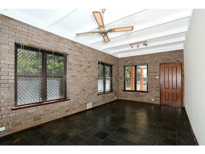 10 Paterson Road, Pinjarra WA 6208