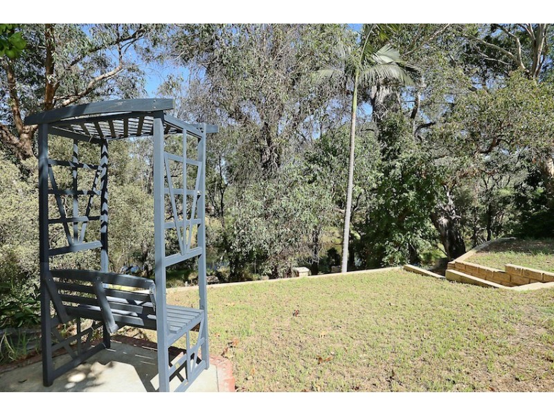 10 Paterson Road, Pinjarra WA 6208