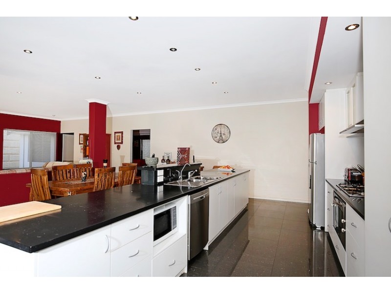 47 Narembeen Road, Dawesville WA 6211