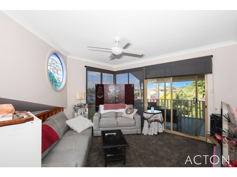 107 Leslie Street, Dudley Park WA 6210