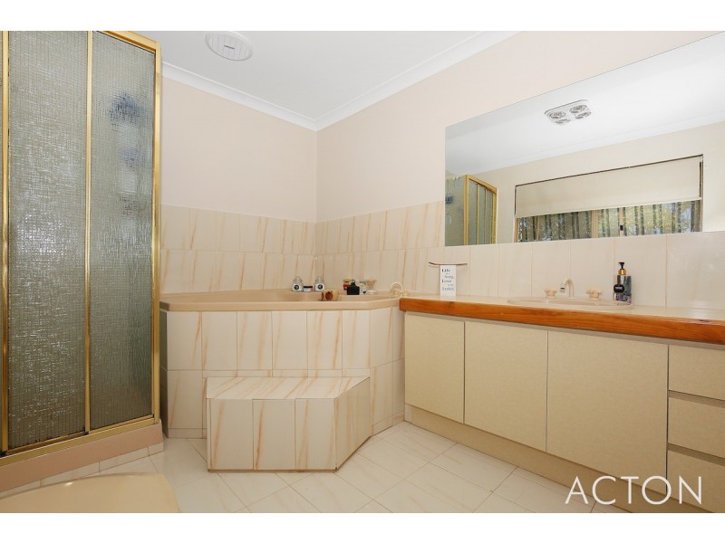 107 Leslie Street, Dudley Park WA 6210