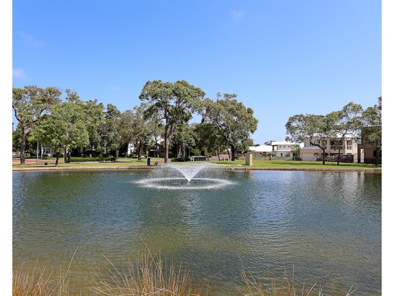 8A Sirrocco Drive, Erskine WA 6210