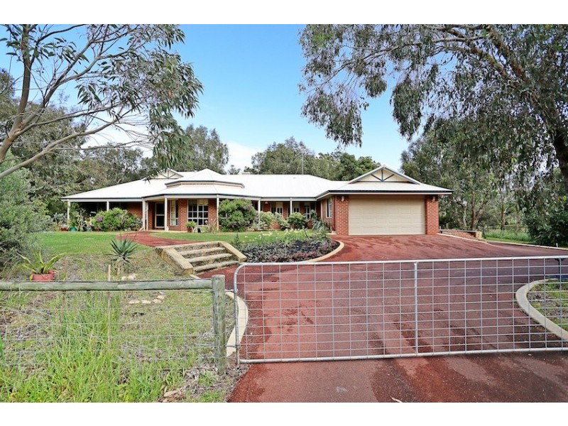 14 Crescent Drive, Bouvard WA 6211