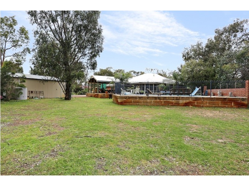 14 Crescent Drive, Bouvard WA 6211