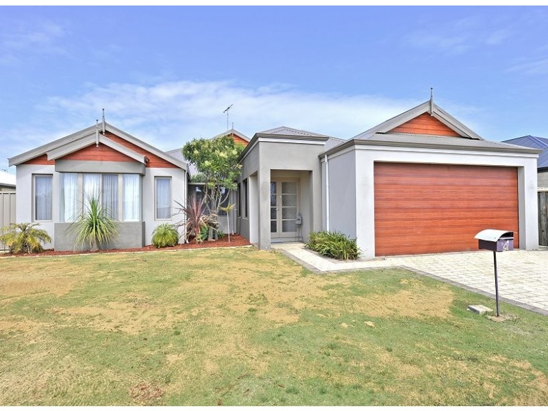 54 Seascapes Boulevard, Halls Head WA 6210