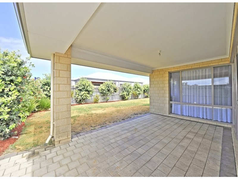 54 Seascapes Boulevard, Halls Head WA 6210