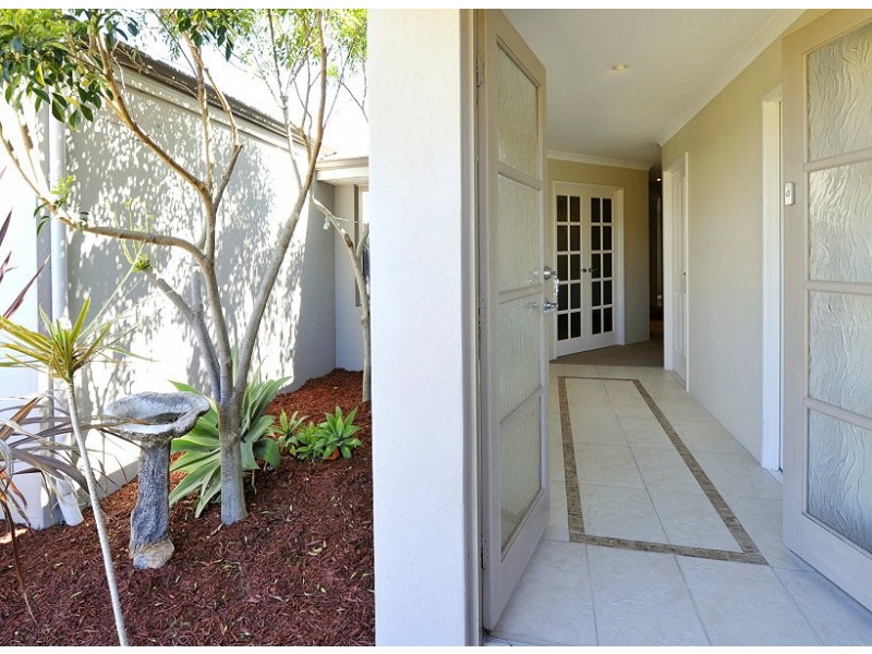 54 Seascapes Boulevard, Halls Head WA 6210