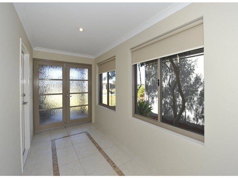 54 Seascapes Boulevard, Halls Head WA 6210