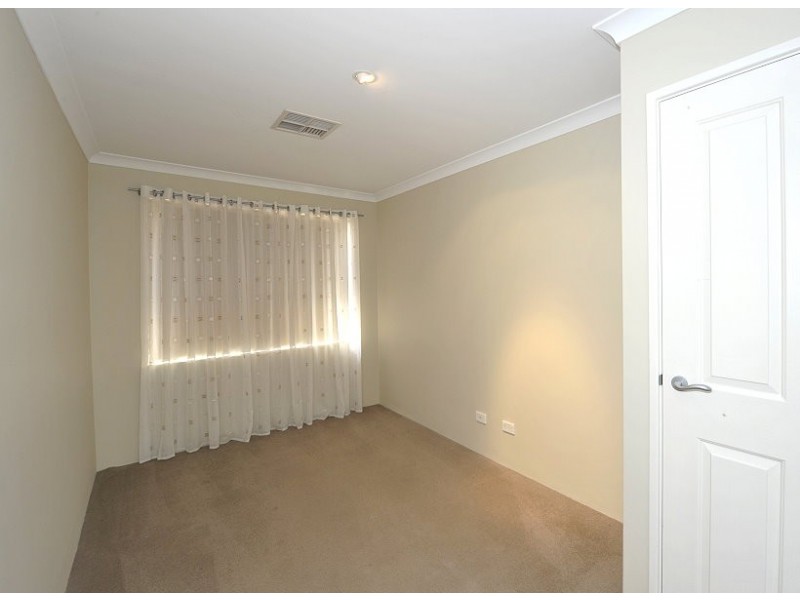 54 Seascapes Boulevard, Halls Head WA 6210