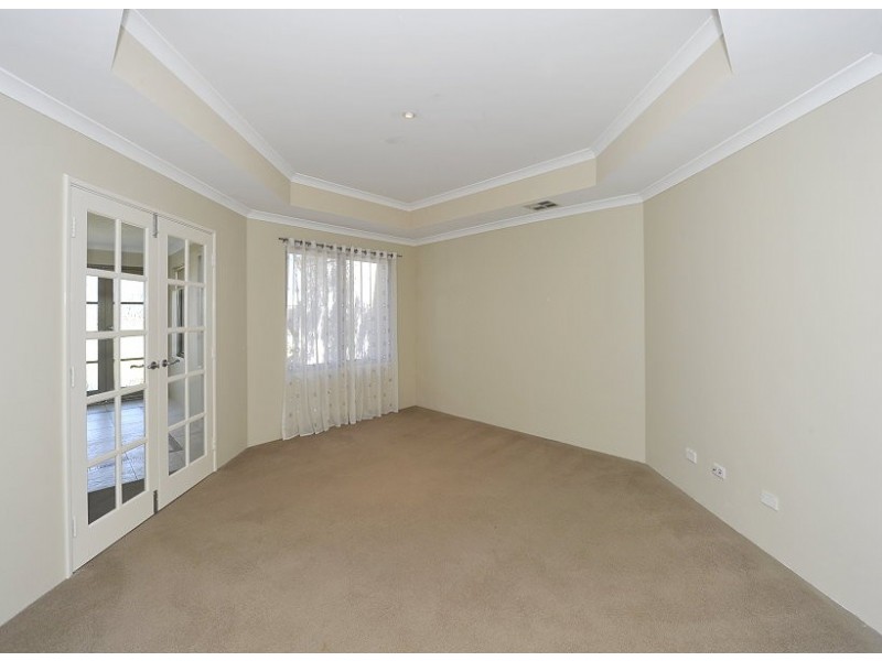 54 Seascapes Boulevard, Halls Head WA 6210