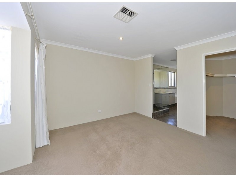 54 Seascapes Boulevard, Halls Head WA 6210