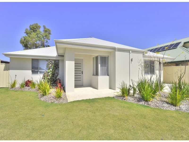 20 Dotterel Drive, Dudley Park WA 6210