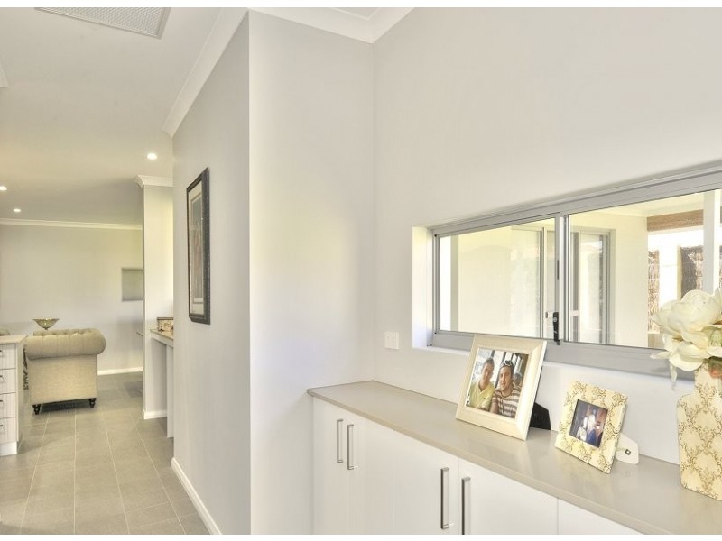 20 Dotterel Drive, Dudley Park WA 6210