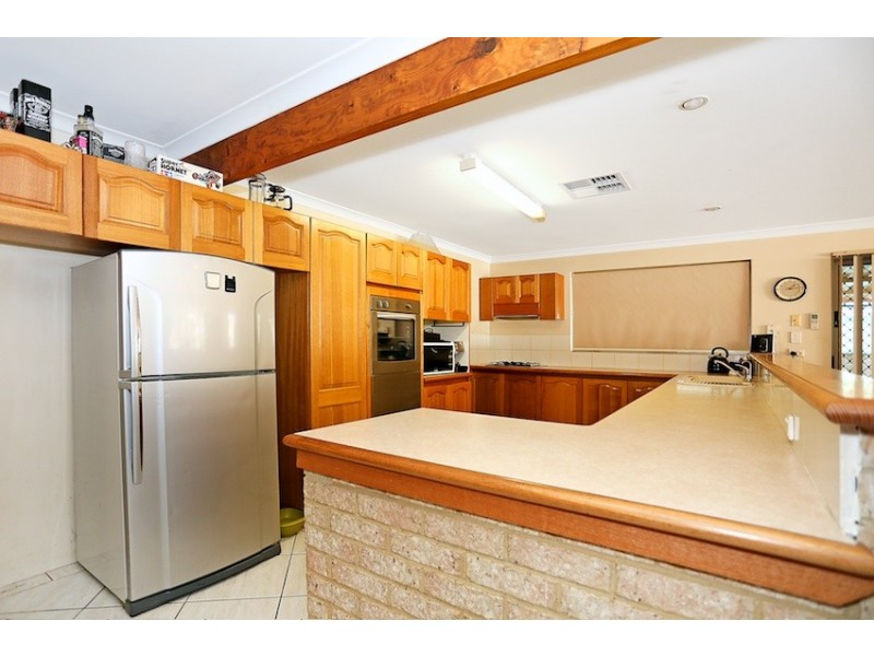 99 Peelwood Parade, Halls Head WA 6210