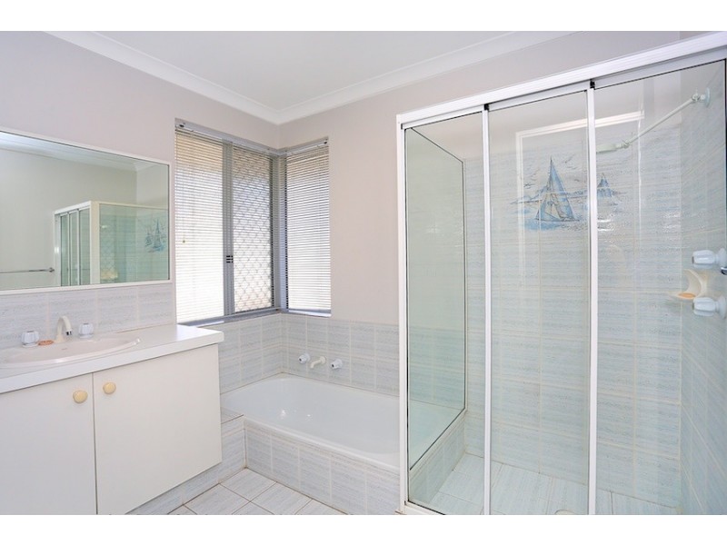 6 Nelson Street, Halls Head WA 6210