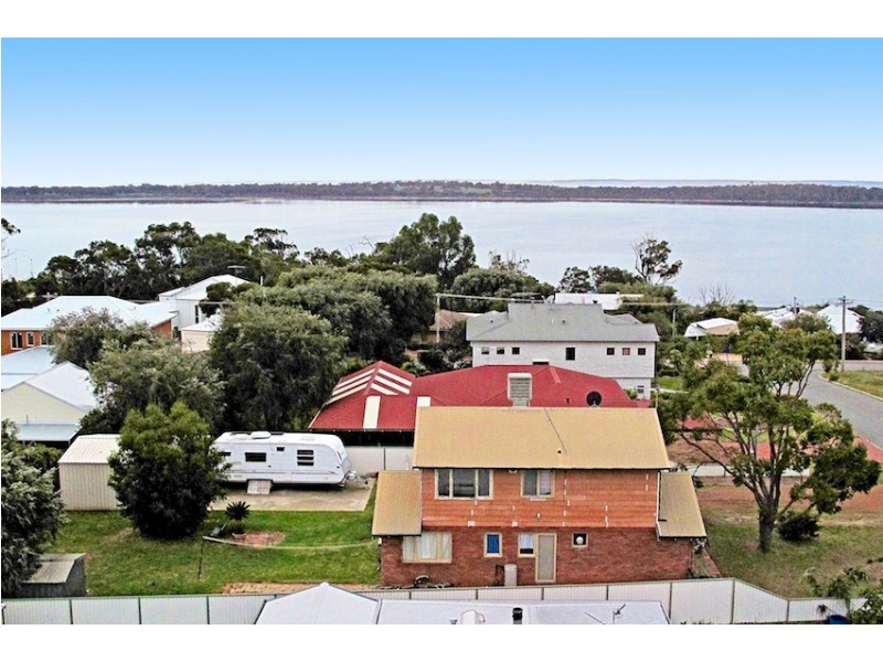 4 Pioneer Court, Bouvard WA 6211