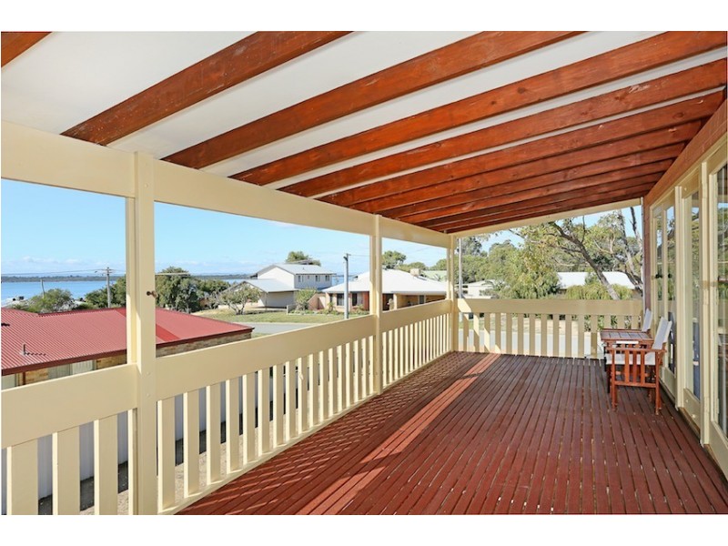 4 Pioneer Court, Bouvard WA 6211