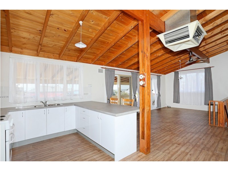 4 Pioneer Court, Bouvard WA 6211