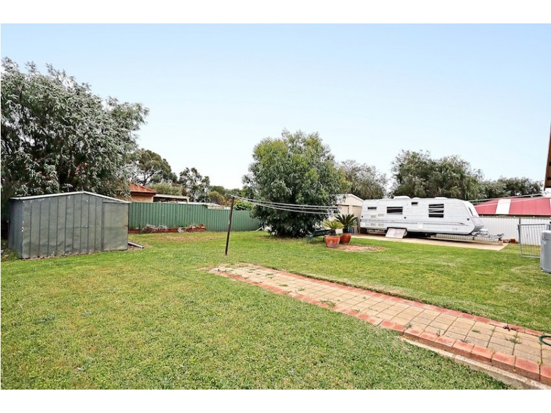 4 Pioneer Court, Bouvard WA 6211
