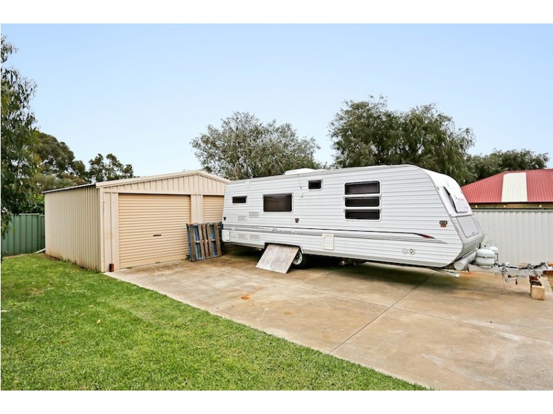 4 Pioneer Court, Bouvard WA 6211