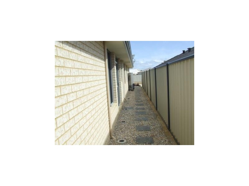 36 Highland Crescent, Meadow Springs WA 6210