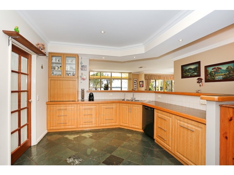 20 Bulara Road, Greenfields WA 6210