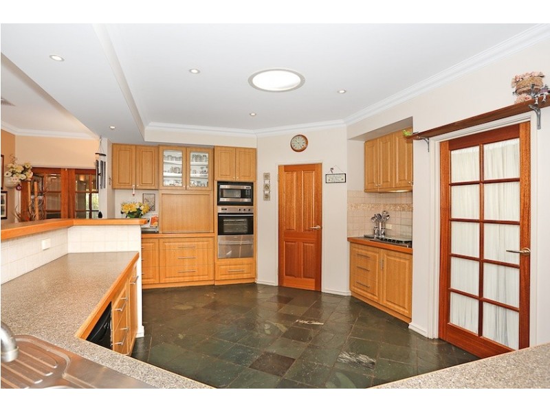 20 Bulara Road, Greenfields WA 6210