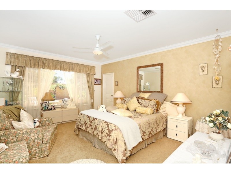 20 Bulara Road, Greenfields WA 6210