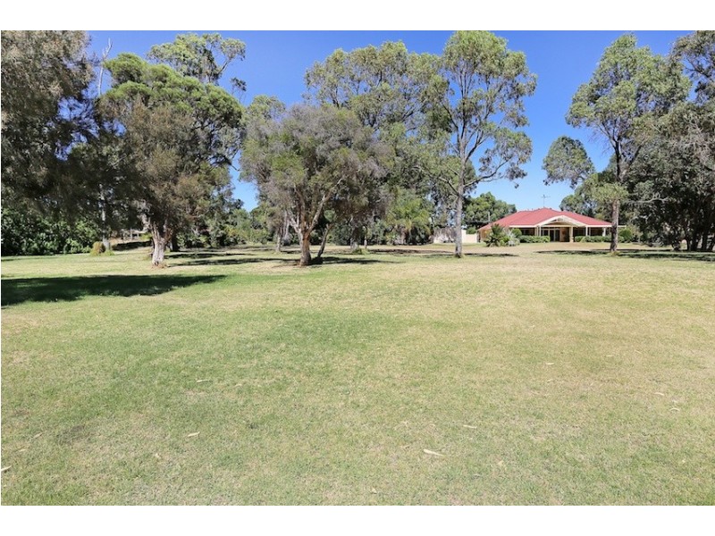 20 Bulara Road, Greenfields WA 6210