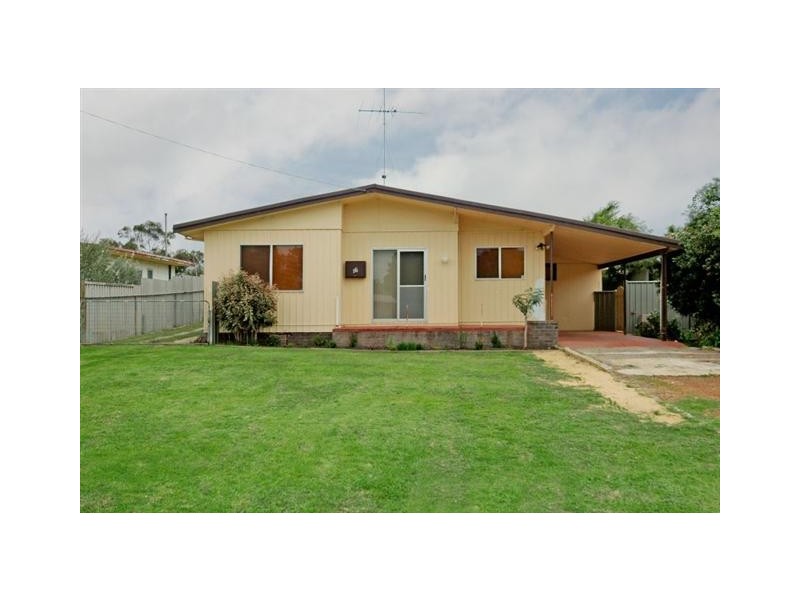 16 Wannyne Street, Mandurah WA 6210