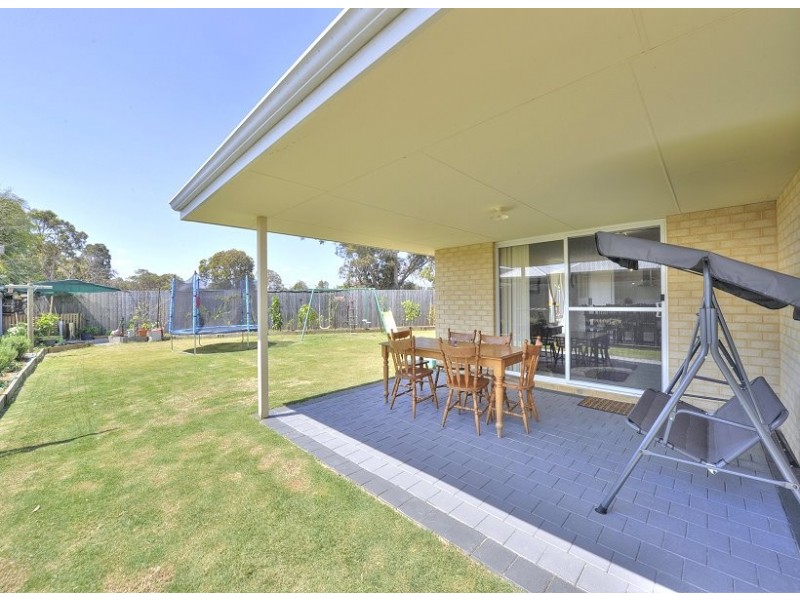 30 Wanjeep Street, Dudley Park WA 6210