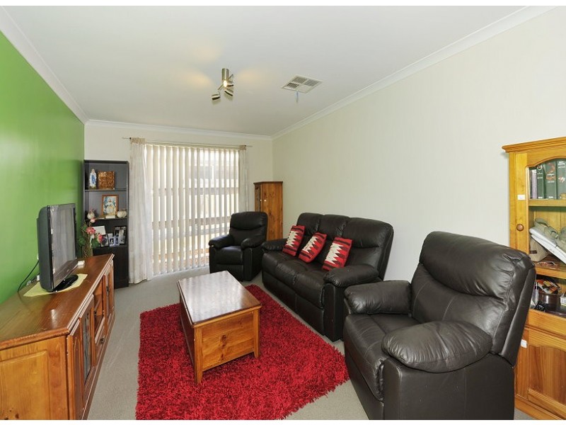 30 Wanjeep Street, Dudley Park WA 6210