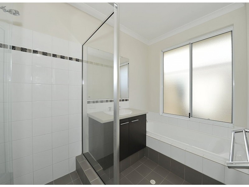 30 Wanjeep Street, Dudley Park WA 6210