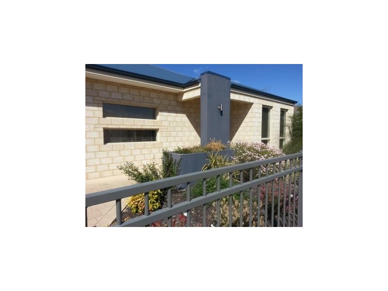 5 Glengarry Way, Pinjarra WA 6208