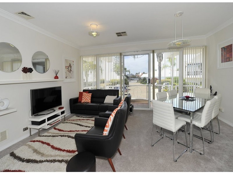 12/3 Leslie Street, Dudley Park WA 6210