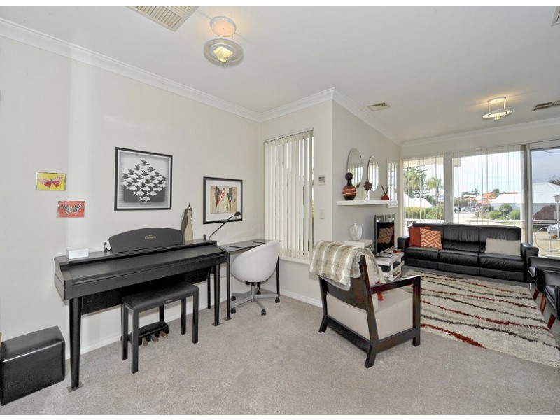 12/3 Leslie Street, Dudley Park WA 6210