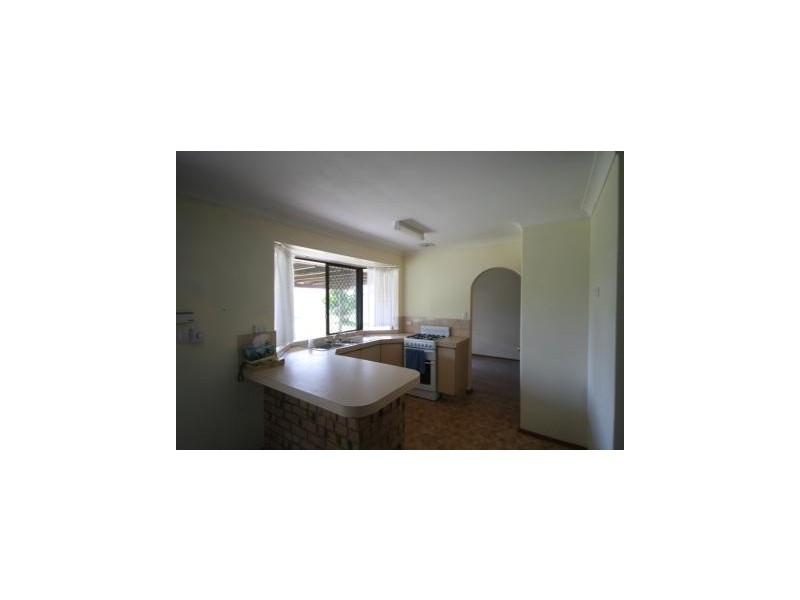 14 Dundas Place, Greenfields WA 6210