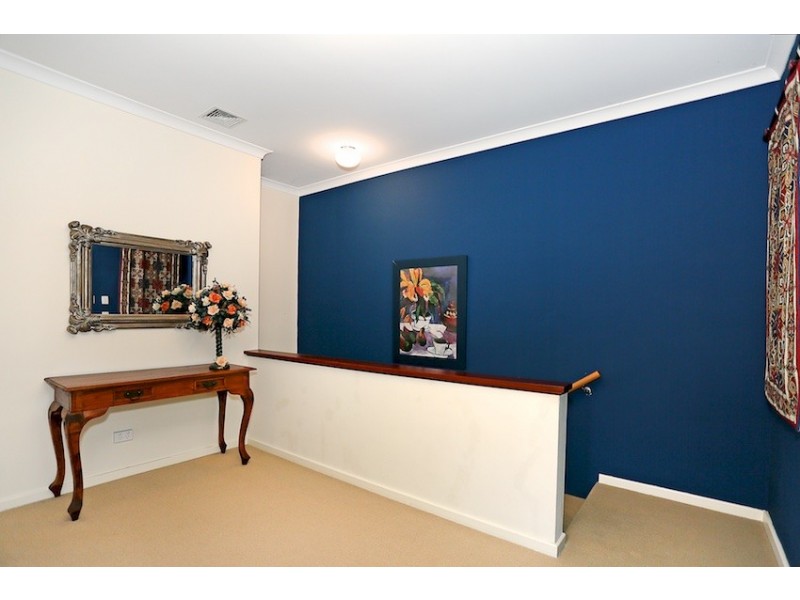 8/40 Rialto Place, Halls Head WA 6210