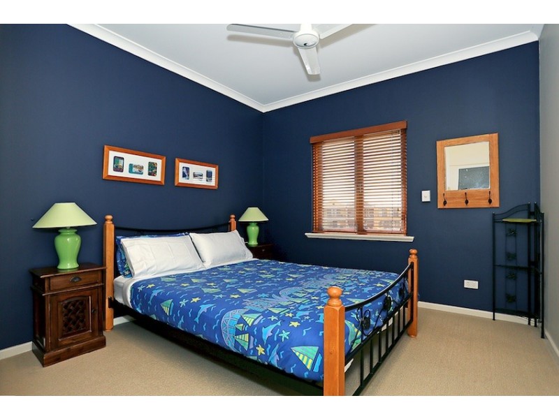 8/40 Rialto Place, Halls Head WA 6210