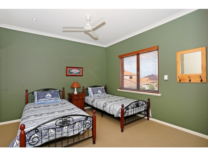 8/40 Rialto Place, Halls Head WA 6210