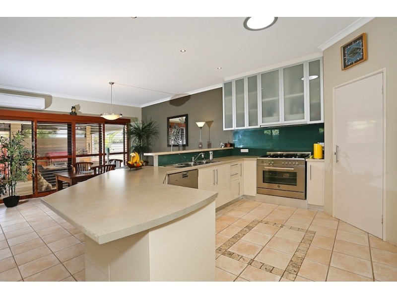 6 Podman Turn, Madora Bay WA 6210