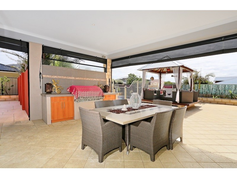 6 Podman Turn, Madora Bay WA 6210